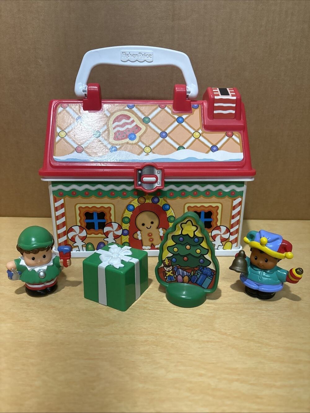 Fisher Price Little People On the Go Christmas, Santa Workshop Lunchbox W/Extras